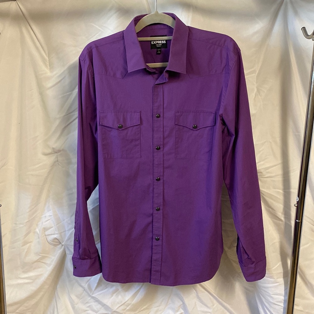 Express TX8 Shirt Modern Fit. Large 16-16.5 collar.